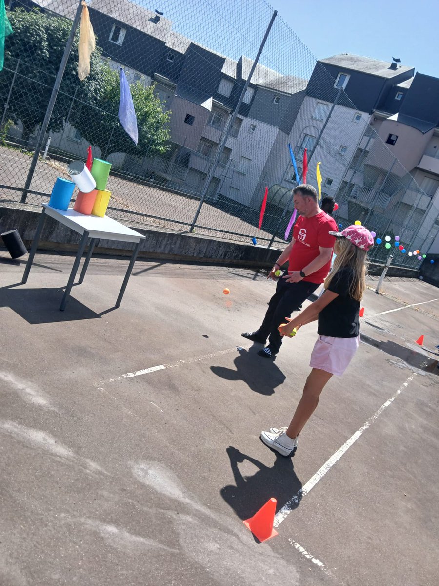 UnionHlm (@unionhlm) on Twitter photo #Semainehlm | Retour en images sur la kermesse proposée pour les enfants et les parents de la Résidence Bois Barbet à Canteleu par <a href="/LOGEALIMMO/">LOGÉAL IMMOBILIÈRE</a> #Semainehlm | Retour en images sur la kermesse proposée pour les enfants et les parents de la Résidence Bois Barbet à Canteleu par <a href="/LOGEALIMMO/">LOGÉAL IMMOBILIÈRE</a>