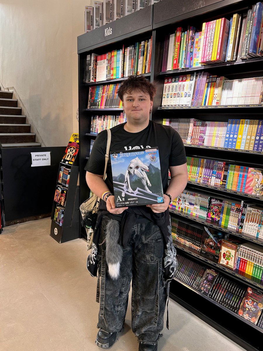 FPSheffield's tweet image. Congratulations to the first A prize winner of our new Ichibankuji! One more A prize and plenty of other prizes remain!
-RS
#ichibankuji #neongenesisevangelion