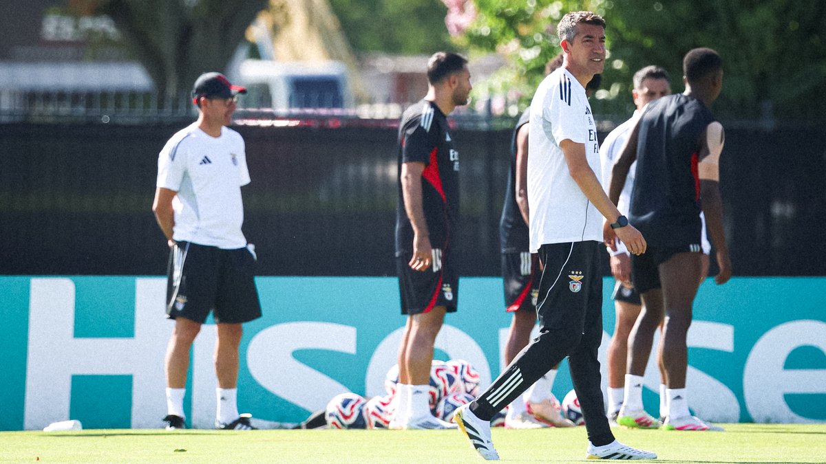 SL Benfica (@slbenfica) on Twitter photo Final details for #SLBCFC 🦾
#FIFACWC • #TakeItToTheWorld
Todos os jogos | Grátis | DAZN.com Final details for #SLBCFC 🦾
#FIFACWC • #TakeItToTheWorld
Todos os jogos | Grátis | DAZN.com
