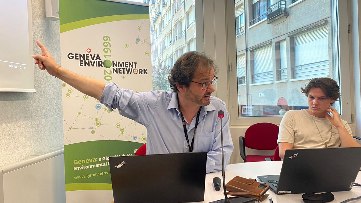 GENetwork's tweet photo. Today, @imperialcollege students visited the #EnvironmentHouse for an intro to #GENeva as a hub for int’l env't governance.
Discussions w/ Mihaela Paun of @UNEP revolved around chemicals & waste management & w/ Tomas Marques of @UNEP_Europe on #AirQuality in Central Asia. https://t.co/EurPVJyAAm