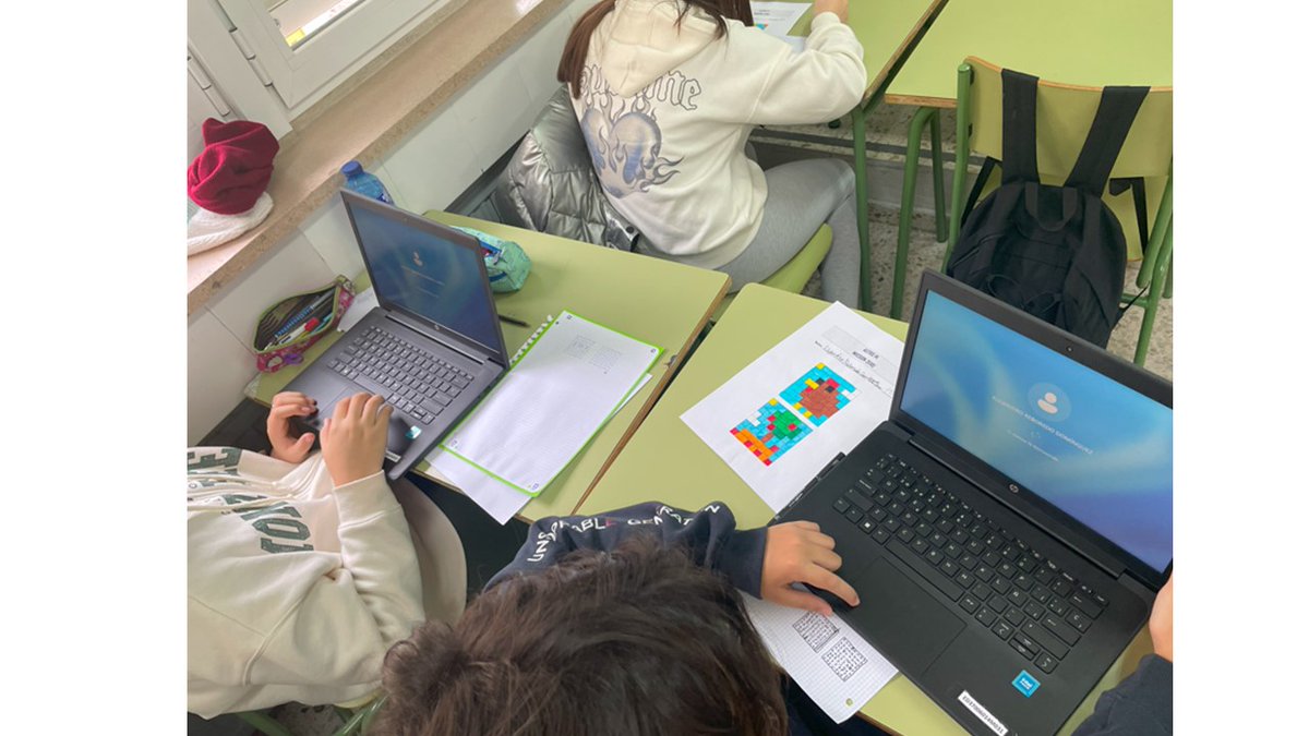 #1ESO #IESMateo_Hdez dibujos tipo pixel art inspirados en la flora y fauna en Python
Agencia Espacial Europea, ESA. Programa educativo ESERO
Dpto. de Biología y Educación Plástica y Visual
#creatividad #diseño en Python dibujos tipo pixel art inspirados en la flora y fauna