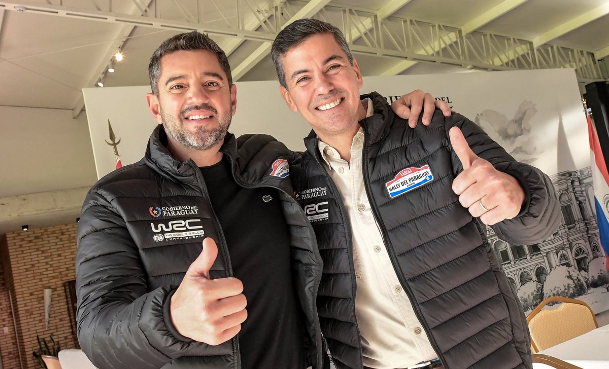 AllianaPedro's tweet photo. ¡Cuenta regresiva para el evento de automovilismo más importante en la historia de nuestro país! 

Dialogamos con mi querido compañero presidente @SantiPenap y con mucho honor asumo la responsabilidad de ser el enlace directo para el seguimiento del Rally del Paraguay, uno de los eventos deportivos más importantes de este año y donde nos vamos a lucir con la calidad y el cariño que nos caracteriza como anfitriones. 
🇵🇾🫶🏻🚘💪🏻