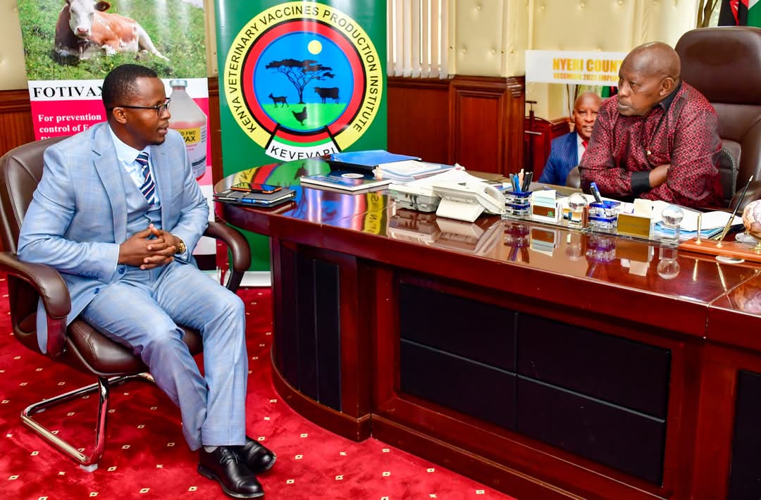 kevevapi's tweet photo. From A.M to P.M.Our engagement with the county governments stepped a notch higher,this afternoon KEVEVAPI put pen to paper through an MOU with the Central Region Economic Bloc(CEREB)under the chairmanship of HE Governor Mwalimu Mutahi Kahiga. #QualityVaccines #KEVEVAPI #CEREB https://t.co/4X0JDbCUNE
