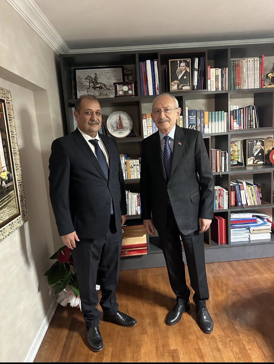 İnandığımız Yolda
İnandığımız <a href="/kilicdarogluk/">Kemal Kılıçdaroğlu</a> YÜRÜYECEĞİZ.