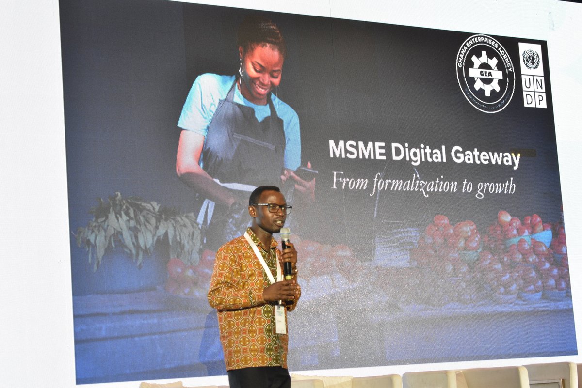 UNinGhana's tweet image. 📢#ONGOING: UN in Ghana with relevant stakeholders convene for Ghana’s first official #MSMEDay celebration 🇬🇭
The day reaffirms a renewed national vision to place MSMEs at the center of digital inclusion and economic transformation.