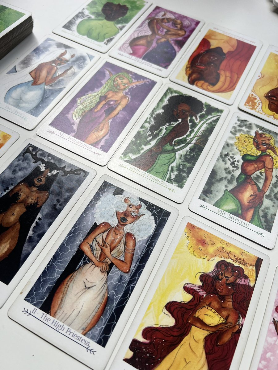 nottydesignss's tweet image. pov - you created a tarot deck that depicts black women as supernatural ethereal beings πͺ»