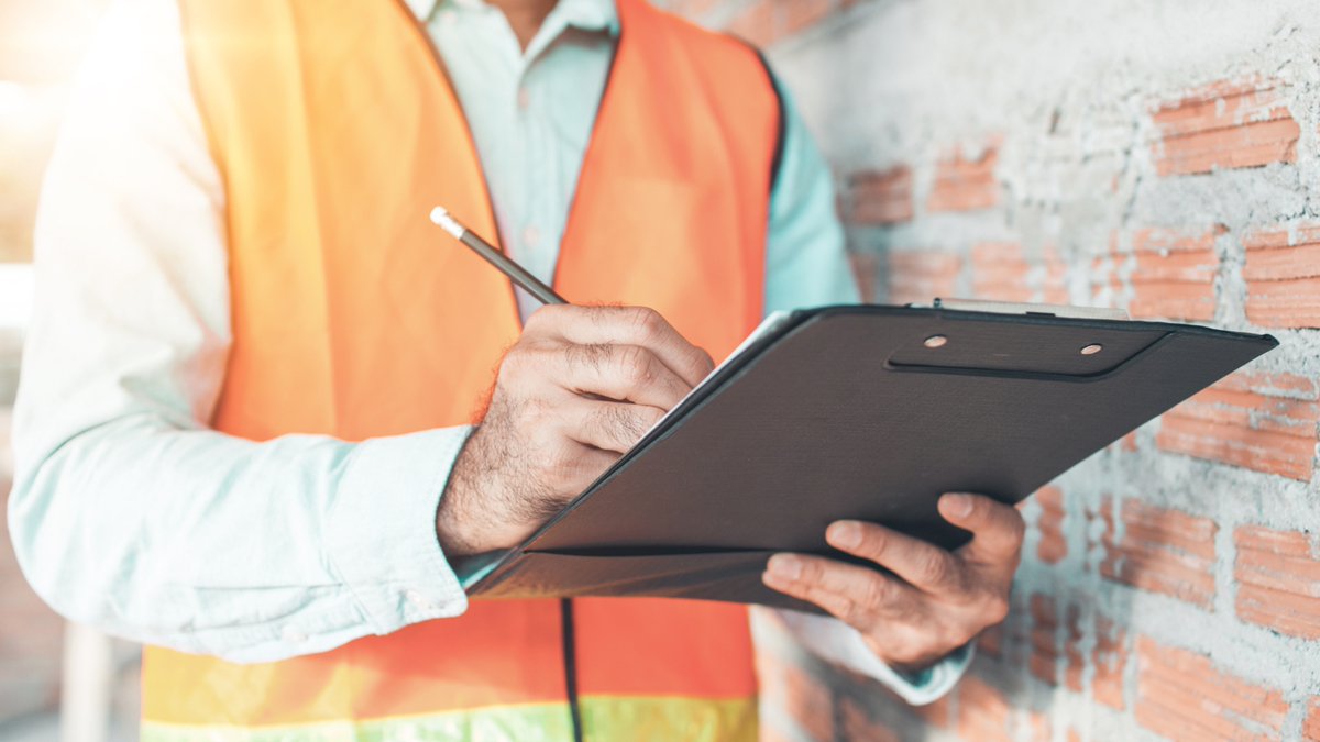 Summer driving tip: Check tire pressure, AC systems, and emergency kits before hitting the road. 🚗 Municipal and fleet vehicles need regular maintenance, too. nhtsa.gov/summer-driving… #FleetSafety #RiskManagement