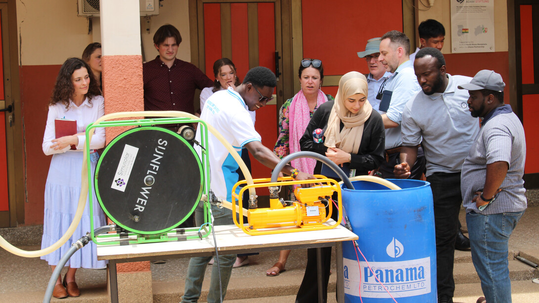 When the Yeutter Student Fellows were tasked with researching how an irrigation company could best position itself to meet the needs of the African continent, they did not know their research would take them to Ghana. 
news.unl.edu/article/husker…