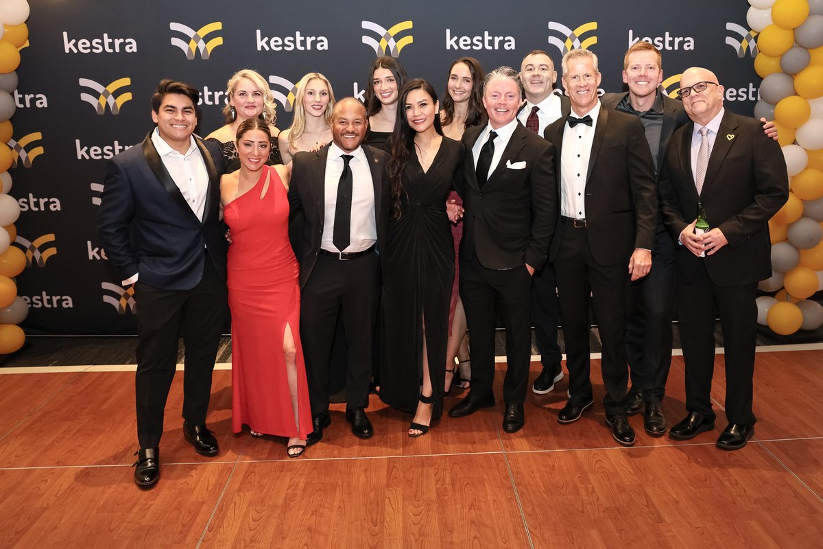 KestraMedical's tweet image. Still energized from our National Sales Meeting in Chicago!
We left inspired, aligned, and ready to turn our shared vision into action. Huge thanks to our team for bringing the energy and focus. Let’s keep building!