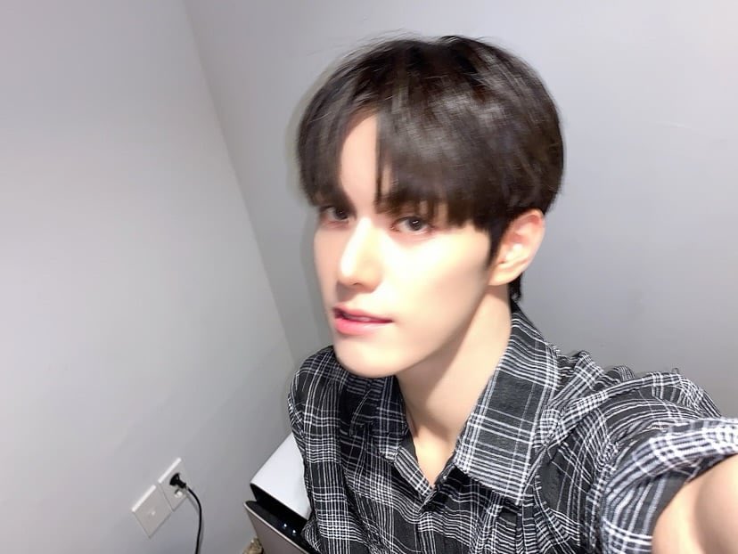 🌠 (@laura_x1am1) on Twitter photo 