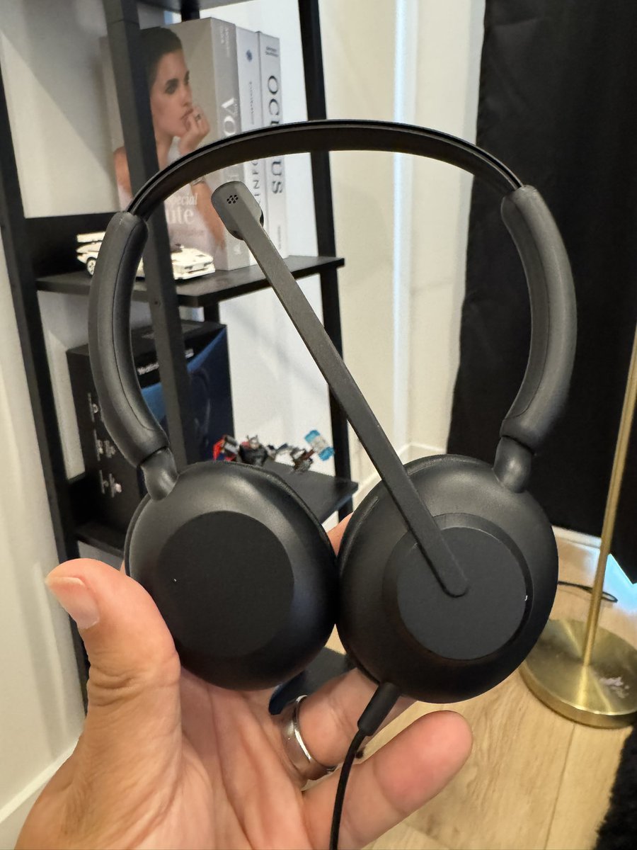 1DaveMerritt's tweet photo. NEWS: @Jabra_US has officially launched the Jabra Evolve 10 their lowest cost usb headset.

It’s currently priced at $26.99 which is about half the cost of their previously lowest cost headsets.

Specs:
*USB-A only connectivity
*Dual Speaker Wearing Style (Stereo)
*30mm Speakers - Sound decent 
*1 ECM Uni-Directional Noise Cancelling Mic
*Weight 92g (3.25oz)
*2-Year Warranty

No support for Jabra Direct
No Teams certified option
No call control for any platform