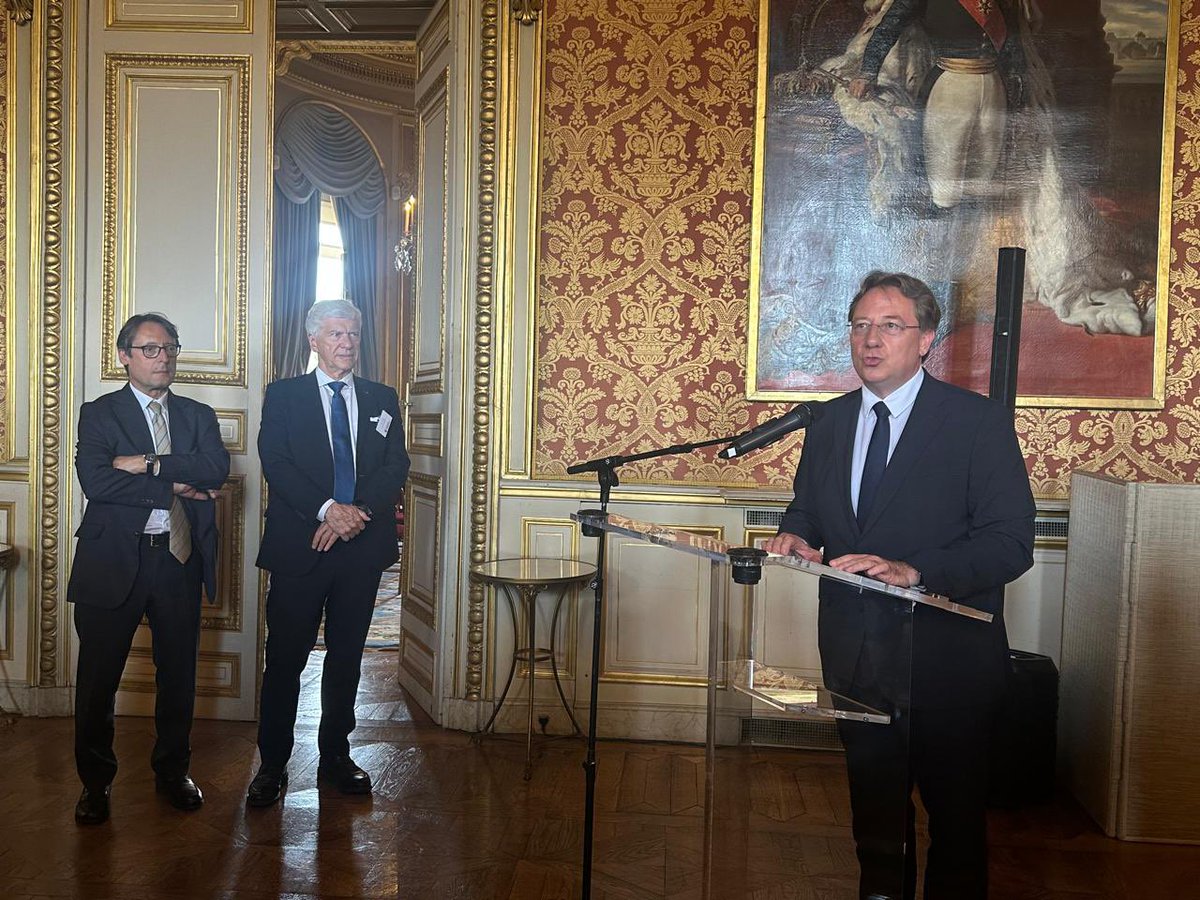 La CCI France El Salvador participó el 23 de junio en París a un encuentro entre los Presidentes de las CCF FI en el Ministerio de Europa y de Relaciones Exteriores en el emblemático Quai d’Orsay. Una invitación del Director de la Diplomacia Económica de 🇫🇷 , Sr. Ludovic Pouille.