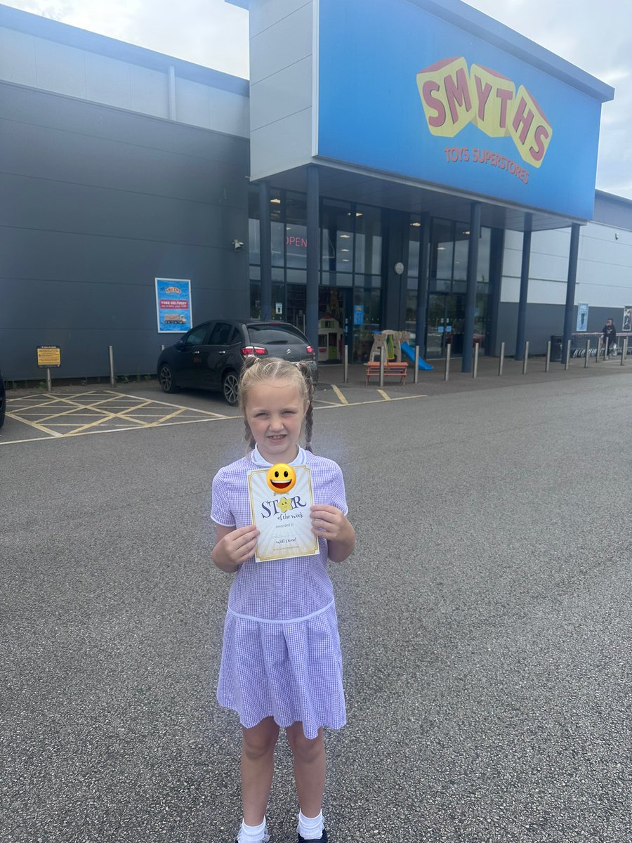 GJacques24's tweet image. Super proud of my oldest, she’s got Star Of The Week at school. A trip to smyths for a treat 👏👏 & of course a treat for her sister to 😂😂