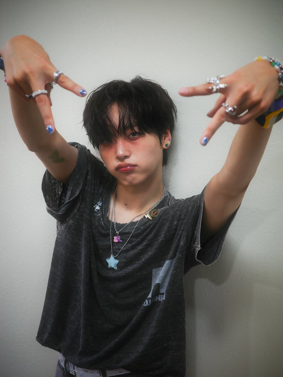 HYEONGJUN.com tweet media