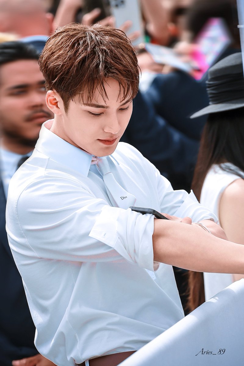 _Aries_1789's tweet image. MINGYU REIGNS DIOR HOMME PFW
#MINGYUxDiorSummer26 #DiorSummer26 
#민규 #MINGYU #세븐틴 #SEVENTEEN

@dior @pledis_17