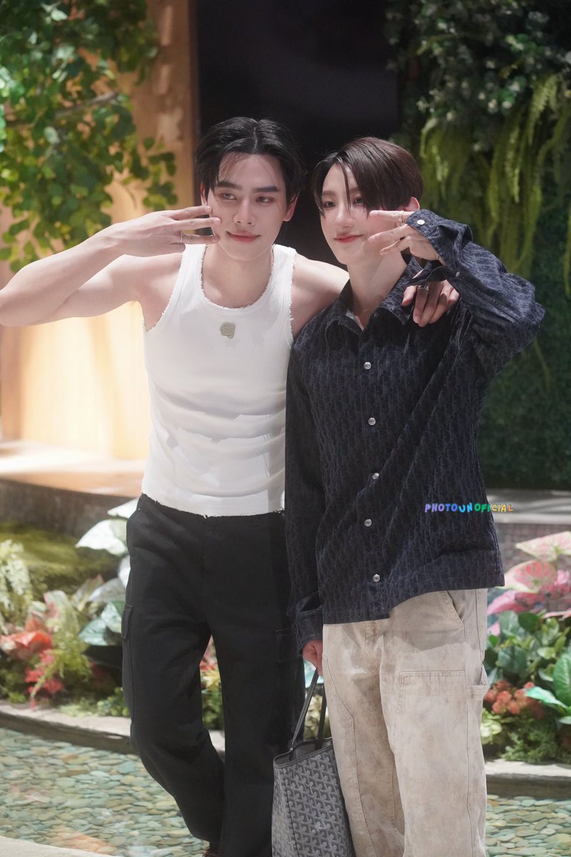 กลับมาถ่ายรูปล่าาา
🫧🩷 <a href="/Toptap_jirakit/">Toptap</a> <a href="/sunnywnrt/">sunnywnrt #sunnywnrt</a> 🏈

#toptap_jirakit #sunnywnrt #sunnytoptap
📸 #photounofficial