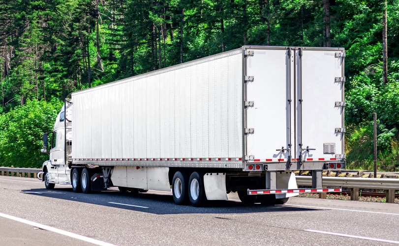Maximize fleet efficiency with smart trailer technology! 🚛📈 

Improve trailer utilization, reduce detention costs, enhance security and boost customer service with intelligent asset monitoring. Read our brochure for details: zurl.co/QkHwb 
 
#supplychainvisibility