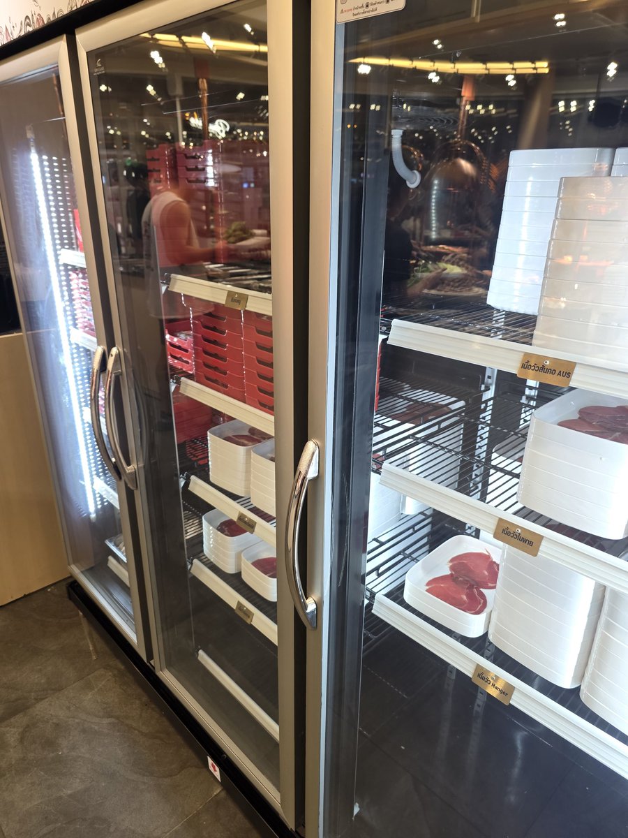 ตี๋เคหลบไป อะไรจะขนาดนี้ เพิ่งเคยเห็นบุฟของดีขนาดนี้สองร้อยกว่า sogril หัวหมาก แบบหมึกกรึ๊บๆสดๆ อร่อยฉ่ำไปหมดราคานี้ บ้าบอมาก แล้ว2ชั่วโมงเต็มอ่ะ จุกไปเลย