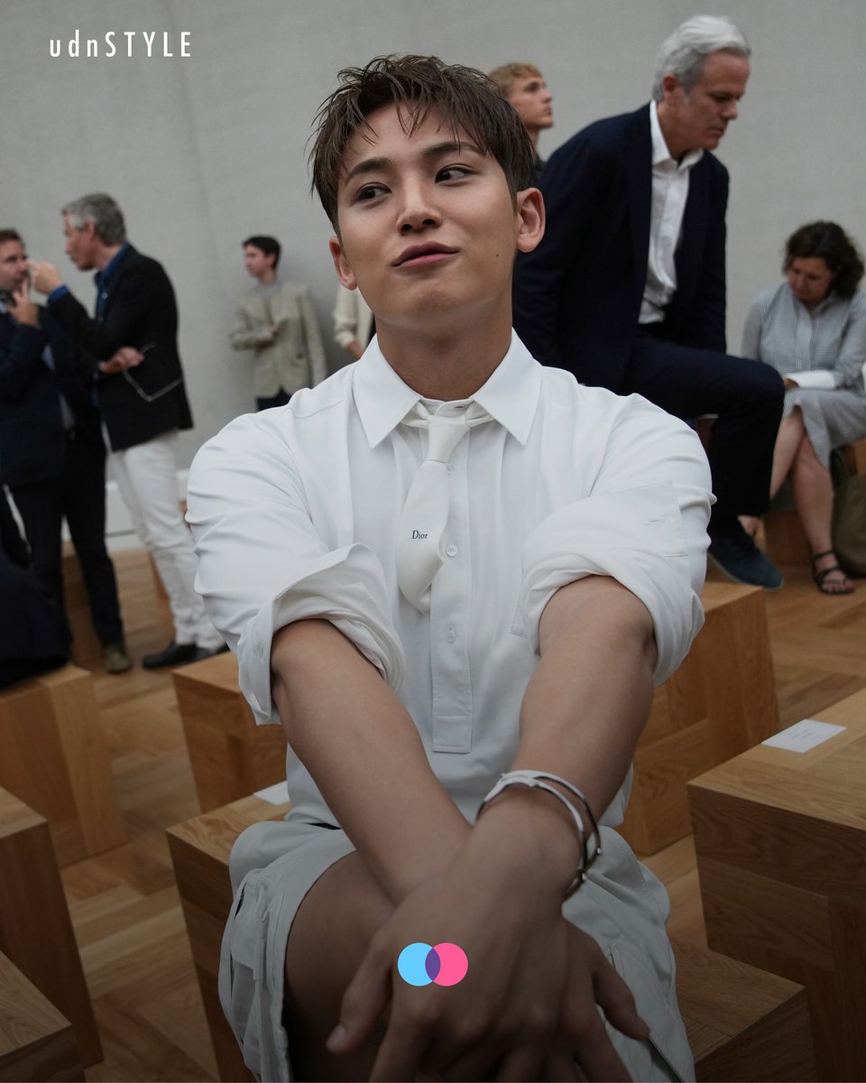 🐶 (@gyumedia) on Twitter photo 🤏
MINGYU REIGNS DIOR HOMME PFW
#MINGYUxDiorSummer26 #DiorSummer26
@dior <a href="/pledis_17/">세븐틴(SEVENTEEN)</a> 🤏
MINGYU REIGNS DIOR HOMME PFW
#MINGYUxDiorSummer26 #DiorSummer26
@dior <a href="/pledis_17/">세븐틴(SEVENTEEN)</a>