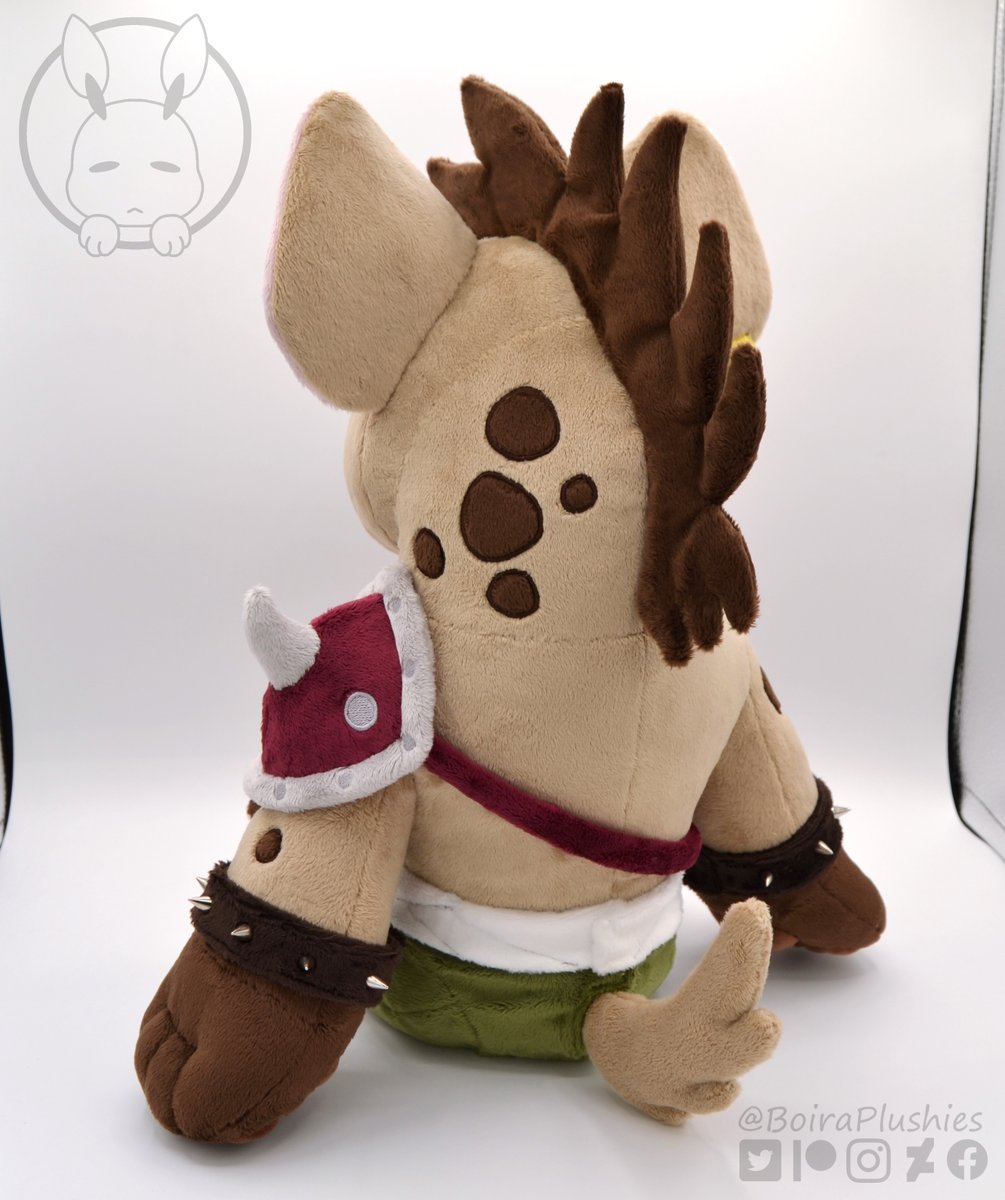 BoiraPlushies's tweet image. Our proud and mischievous Gnoll is ready for the party! 🐾🗡️
🪡 New pattern for patrons this month