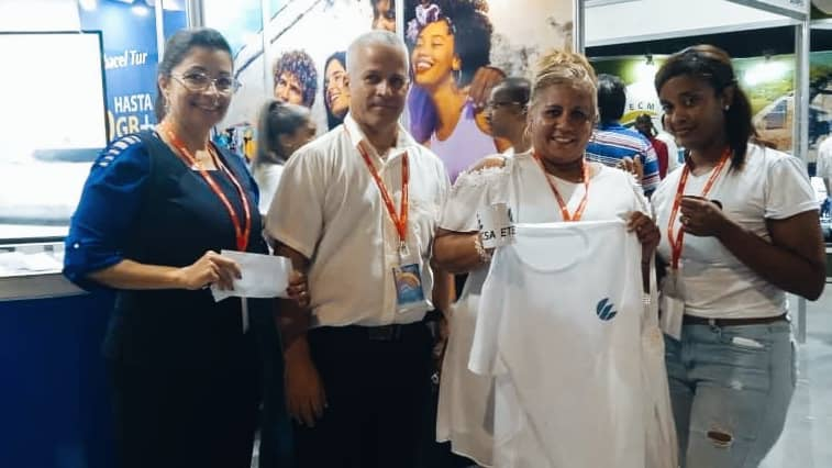 Tras productivas jornadas de trabajo 🧑‍💻 hoy culmina #Expocaribe 2⃣0⃣2⃣5⃣.
Firmas 🖊️ de convenios y cartas de intención, rondas de negocios 🤝, concursos participativos y más, caracterizaron nuestra presencia este año en la feria 🥰.
#EtecsaConCuba 🇨🇺