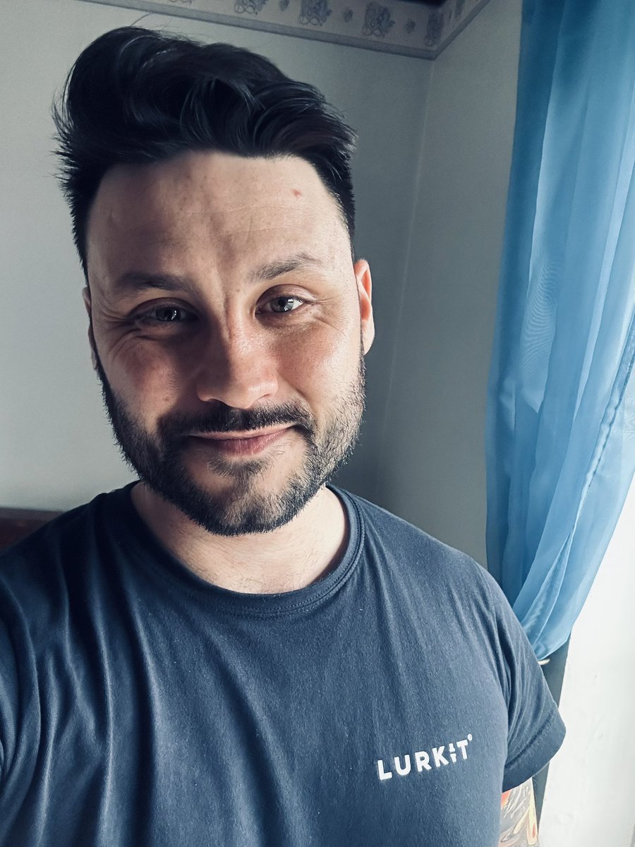 After a hectic month but an amazing first week, I’m proud to share that I’ve joined @lurkitcom as a Campaign Manager 💜

Having worked with Lurkit for years, I know the team is highly talented and the platform is awesome 💪

Creators… I’m already on the lookout 👀