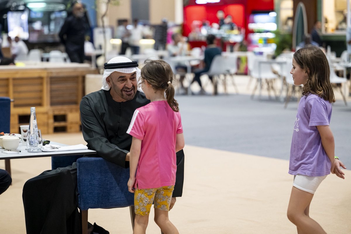 صاحب السمو رئيس الدولة يزور فعاليات "صيف أبوظبي الرياضي" في مركز أبوظبي الوطني للمعارض
