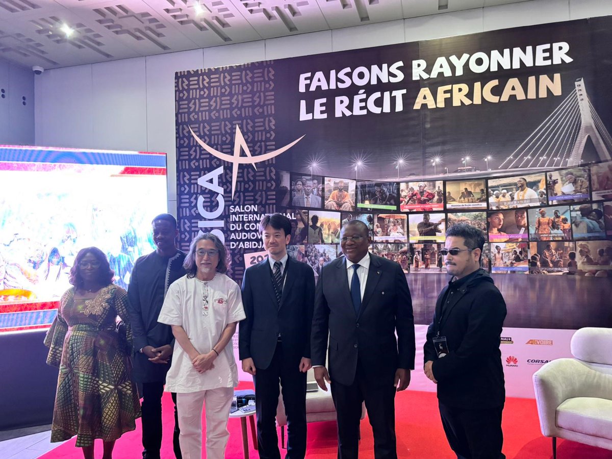 Ambassade du Japon - Côte d'Ivoire, Togo et Niger (@ambjaponcitgne) on Twitter photo Le 26 juin, SEM GOMAKUBO était présent à la cérémonie d'ouverture🎊du #SICA avec deux éminents speakers japonais dont #ShiodaShuzo, CEO de #PolygonPictures et #HaradaKatsuhiko Directeur exécutif des jeux vidéo Bandai Namco🎙️🎞️🎮
<a href="/JetroAbidjan/">JETRO Côte d'Ivoire|仏語圏アフリカ情報発信</a> #Tekken #JETROticad9 #コンテンツ産業 Le 26 juin, SEM GOMAKUBO était présent à la cérémonie d'ouverture🎊du #SICA avec deux éminents speakers japonais dont #ShiodaShuzo, CEO de #PolygonPictures et #HaradaKatsuhiko Directeur exécutif des jeux vidéo Bandai Namco🎙️🎞️🎮
<a href="/JetroAbidjan/">JETRO Côte d'Ivoire|仏語圏アフリカ情報発信</a> #Tekken #JETROticad9 #コンテンツ産業