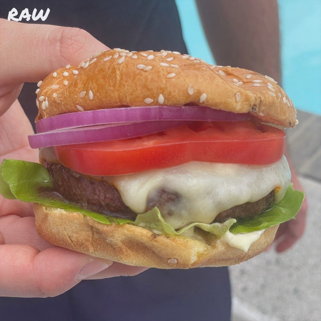 It's National Onion Day &amp; we're giving onions the spotlight they deserve 🧅✨Onions are so versatile &amp; bring BIG flavor to every Burger! 

Which onion style do you prefer? Drop your pick in the comments! ⬇️

#schweidandsons #theverybestburger #nationalonionday #theflyingdutchman