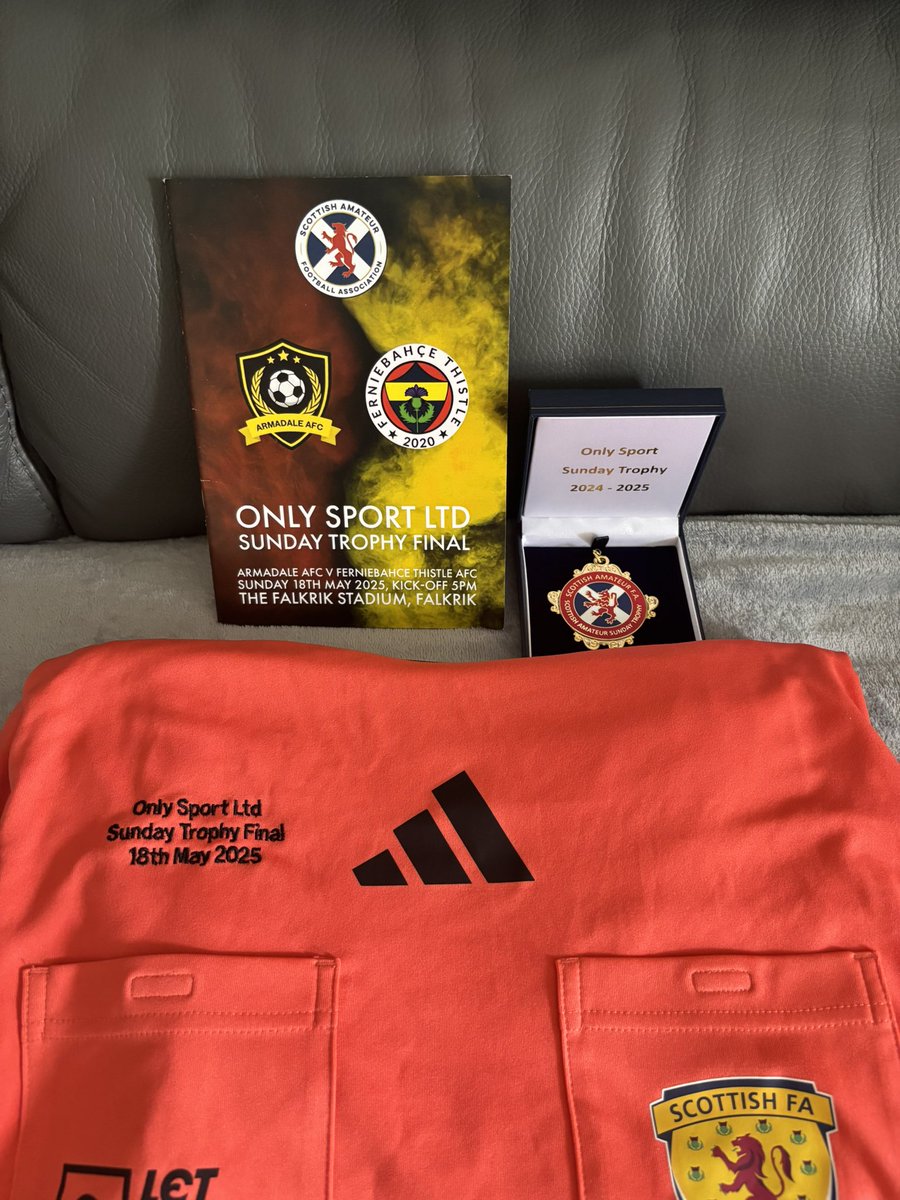 Ross Stirling tweet media