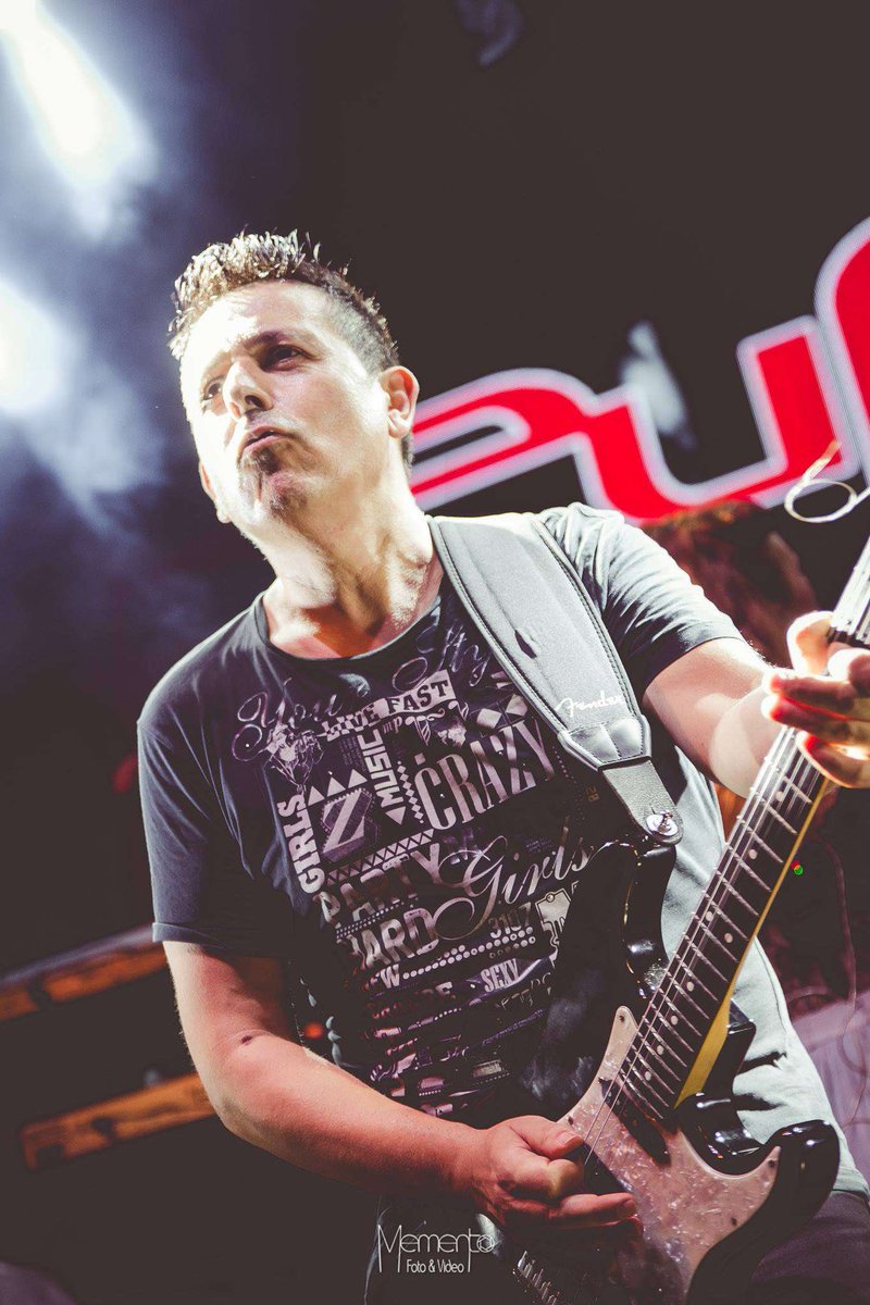 🥳💥 Arriba la Festa per excel•lència que dona el tret d’eixida a l’Estiu, la nostra Festa, la de les Xiques! I demà dissabte a la nit, dia gran amb l’Orquesta Euforia!

🥘 Amb la tradicional paella gegant de Galbis, els passacarrers i molta festa! 

📆 fontanarsdelsalforins.es/agenda/festa-d…