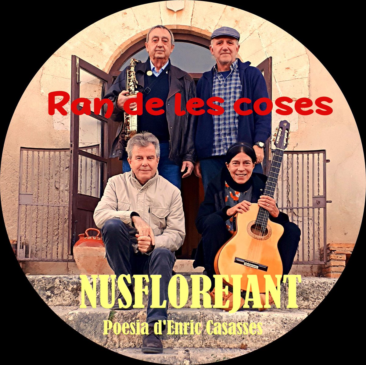 El proper dissabte, dia 5, serem a Benifallet dins del festival UN-i-VERS presentant "NUSFLOREJANT" la nostra proposta poeticomusical sobre Enric Casasses i el seu llibre "El nus la flor". <a href="/e_casasses/">enric casasses</a>  <a href="/Poncianes/">Edicions Poncianes</a> <a href="/ArturoGaya/">Arturo Gaya</a> <a href="/Benifallet/">Benifallet</a>