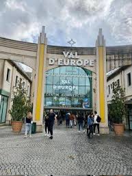 HA_FrenchDept's tweet photo. #FrenchDepartmentOnTour #ParisTrip2025 โ Day 5
Our final day in France! ๐ซ๐ท
Today, the boys enjoyed the shopping centre, a perfect way to wrap up a memorable trip.
#FunInLanguages #MakingBeautifulMemories @HabsAdamsGS ๐๐ https://t.co/mWo72f7hrq