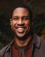AstroSocietyPac's tweet image. Celebrate #Juneteenth through July 4! 🇺🇸
Join #ASP CEO Hakeem Oluseyi on July 2 at 4:30 PT for an inspiring conversation on how he found freedom in the stars. Part of the Freedom Festival — a celebration of unity, history, and hope. #StarFreedom 🔭🧪

🔗 freedomfestivalusa.org/event/freedom-…