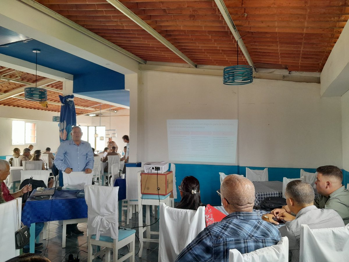maybetanco1's tweet photo. 👀En el evento científico sobre Esclerodermia el tema central  es las potencialidades de la Inteligencia Artificial 🧠 en el manejo de quienes padecen esta enfermedad 
✅️La IA permite una estratificación de riesgo más precisa de la Esclerodermia @radioangulo #HolguínSí https://t.co/WKrGv8LKCz