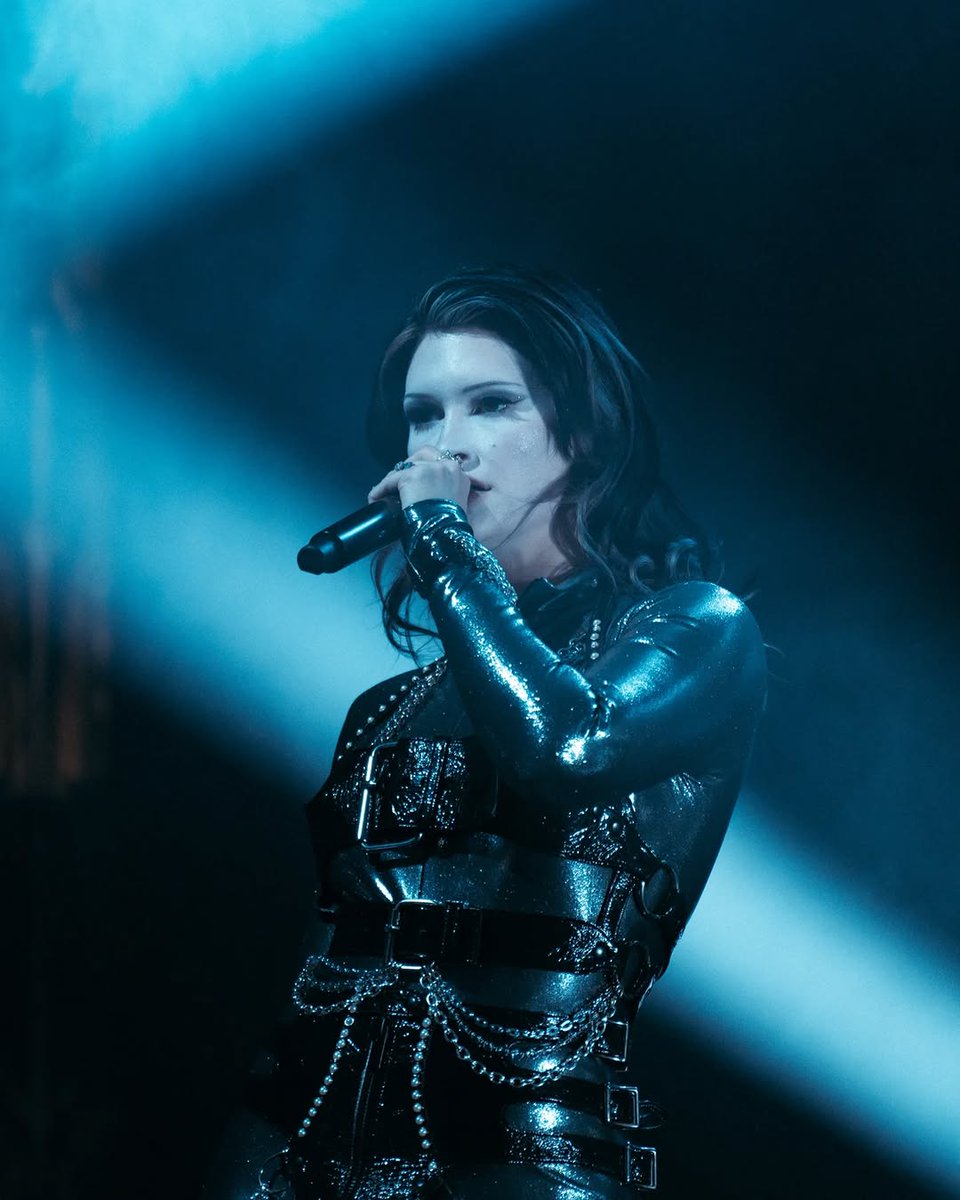 daily courtney ⊹ (@dailylaplante) on Twitter photo 