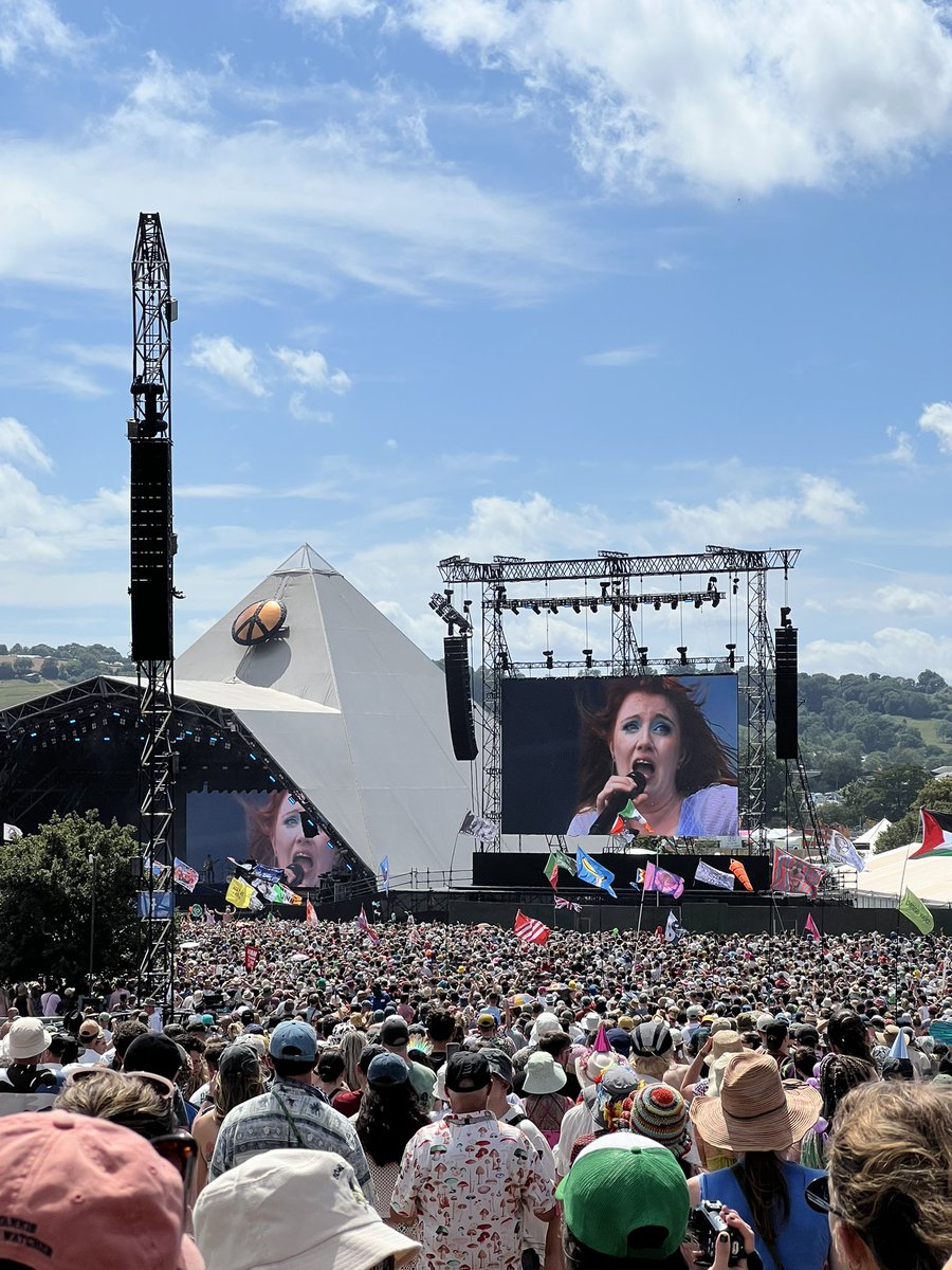 BristolJen tweet media