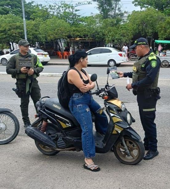 PoliciaDeCesar's tweet photo. El Grupo de Protección al Turismo y Patrimonio Nacional, en coordinación con @TransitoPolicia e infancia y adolescencia, realizó actividades de prevención y control en los municipios de La Jagua de Ibirico y Aguachica.
#TursimoResponsable
@ProteccionPonal https://t.co/d767Spv65f