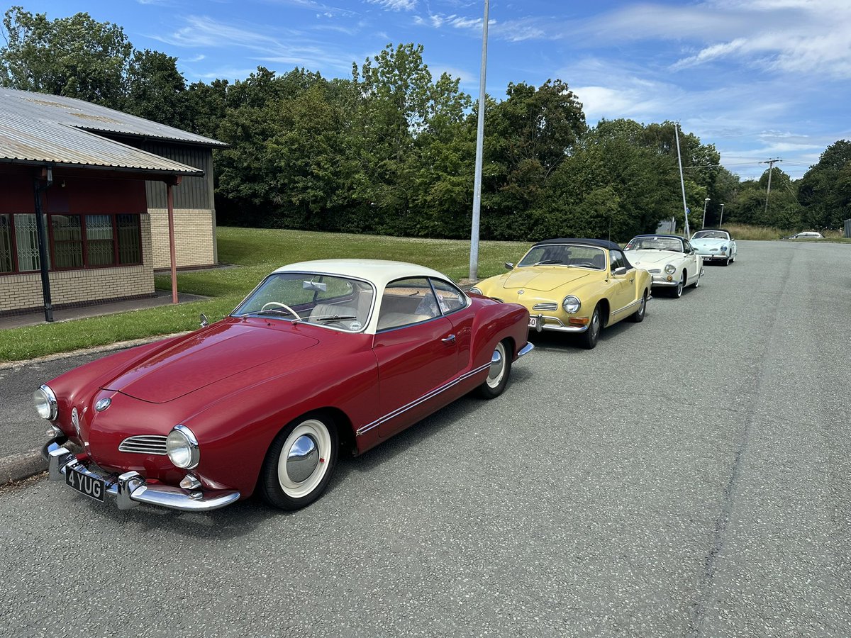 elecclassiccars's tweet image. Lovely to welcome the @kgocgb for a tour of the factory today. So many beautiful cars. 😍 #karmannghia