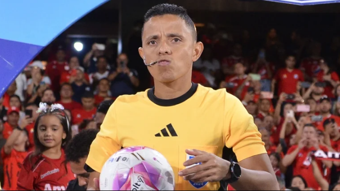EL VAR CENTRAL (Andrés) tweet media