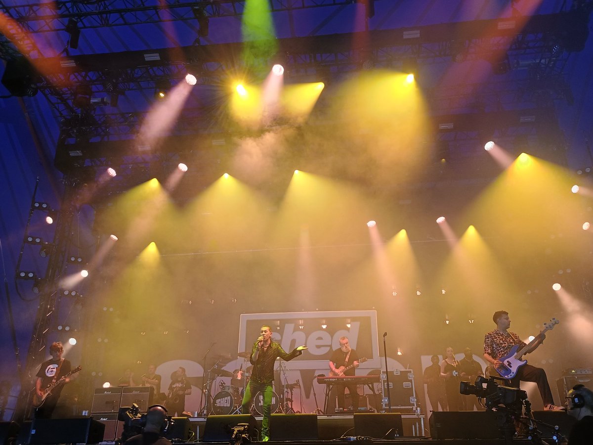 Tony Wright (@laikatone) on Twitter photo So far today it's been a crackin' start. Fat Dog were ace and <a href="/shedseven/">Shed Seven</a> were having it... Looking forward to playing later :) So far today it's been a crackin' start. Fat Dog were ace and <a href="/shedseven/">Shed Seven</a> were having it... Looking forward to playing later :)