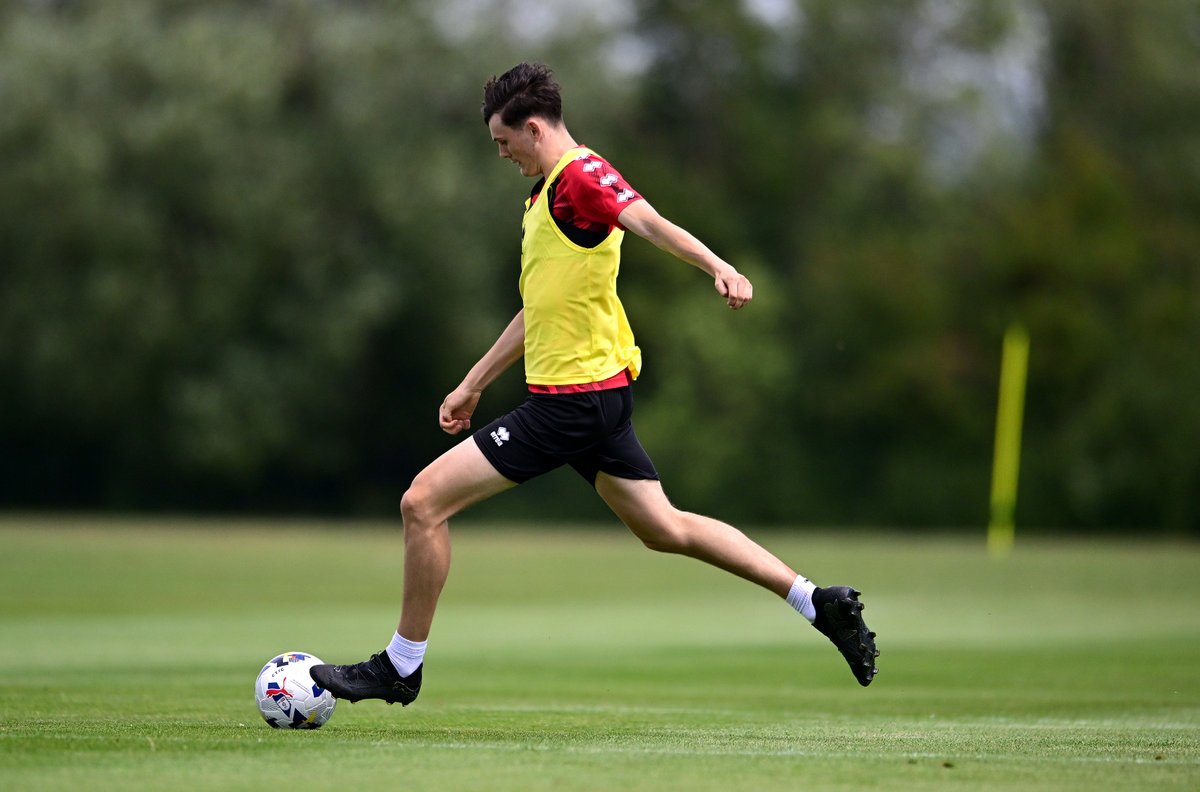 Cheltenham Town tweet media