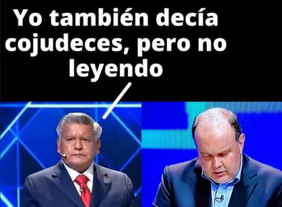 EFERROJAS's tweet photo. @sergiorvil @CanalBpe @Liberalismo15 @rlopezaliaga1 @MuniLima @pucp "charlas magistrales" "cultura con mas cultura"
🤣🤣🤣🤣🤣🤣
Ese cerdo solo balbucea. El cerebro no le da para mas. https://t.co/ZrlZceXXIb