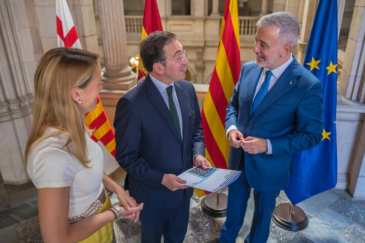 José Manuel Albares (@jmalbares) on Twitter photo Encantado de volver a reunirme con el alcalde <a href="/jaumecollboni/">Jaume Collboni</a> en el Ayuntamiento de Barcelona <a href="/bcn_ajuntament/">Ajuntament de Barcelona</a>.
Hemos hablado de la próxima celebración de MONDIACULT 2025 en Barcelona. También de Eurocities, de <a href="/CasaAsia/">Casa Asia</a> y de la proyección internacional de la ciudad. Encantado de volver a reunirme con el alcalde <a href="/jaumecollboni/">Jaume Collboni</a> en el Ayuntamiento de Barcelona <a href="/bcn_ajuntament/">Ajuntament de Barcelona</a>.
Hemos hablado de la próxima celebración de MONDIACULT 2025 en Barcelona. También de Eurocities, de <a href="/CasaAsia/">Casa Asia</a> y de la proyección internacional de la ciudad.