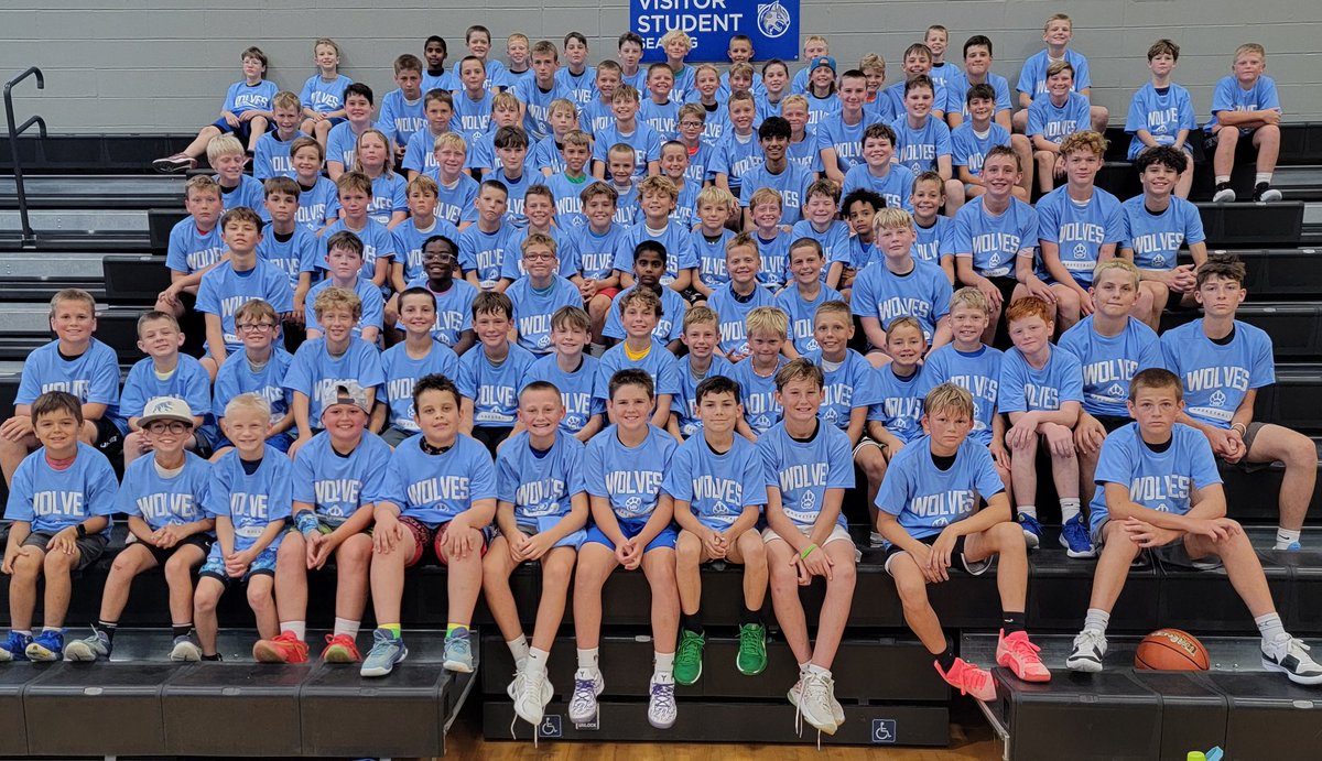 🏀 That’s a wrap on our Youth Boys Basketball Camp!
Huge S/O to all the young athletes who showed up with energy, hustle, and heart every day. 💪🔥
We worked hard, had fun, and got better together! #GoWolves