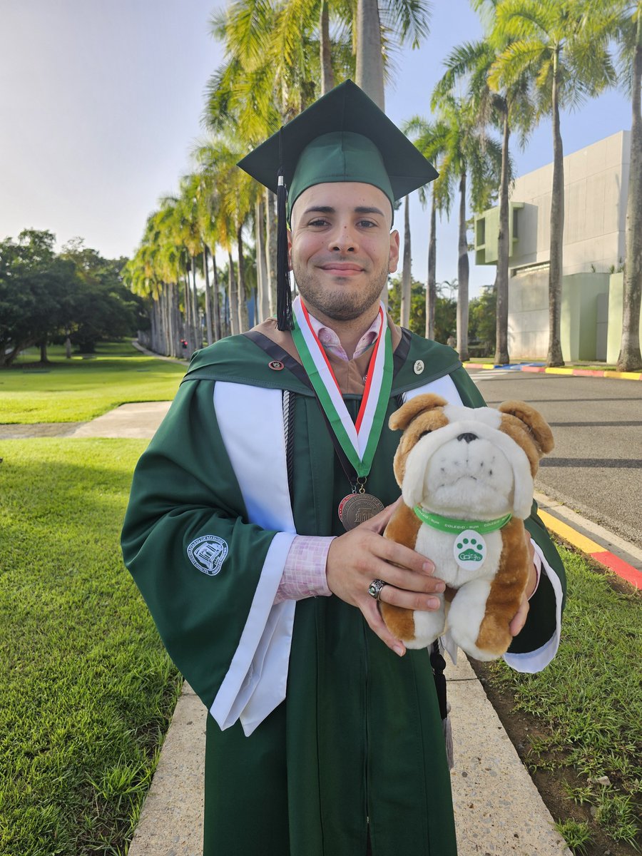 uprm's tweet photo. Luis G. Matos Rodríguez
Bachillerato en Gerencia de Operaciones
@RullanAgustin @adem_uprm
#gradrum2025 #gradrum112 https://t.co/dU78Z5DJOG