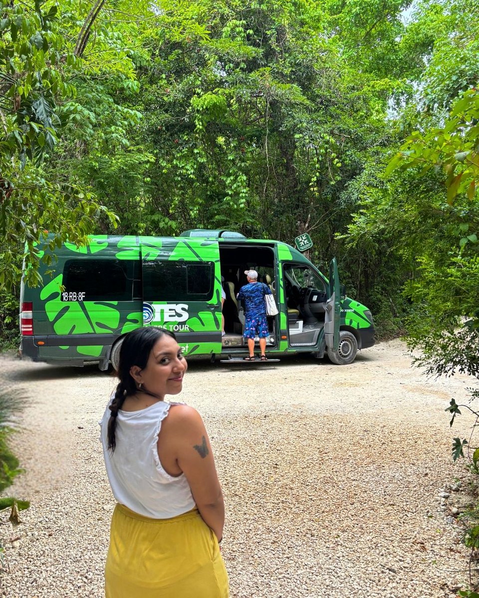 Buenos Días ¡Ya llegaron por nosotros! 🚌 ¿Nos acompañan a un día en la selva en #TourXenotes? 🙌🏻