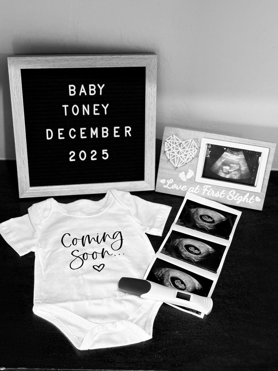 GrizMT_'s tweet image. So happy to announce our Christmas present this year #rainbowbaby #babyToney