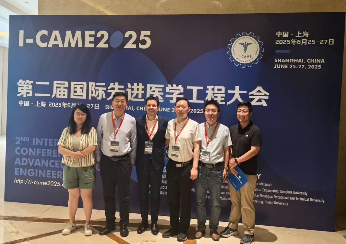 SantosLab_UMCG's tweet image. Had a fantastic time @ i-CAME2025 in Shanghai 🇨🇳 with an amazing reunion with former Santos' Lab PhD students and Postdocs, and long-term collaborators, all now well established leaders in different universities. So proud and so happy to seeing you all succeeding so well! 👏👍👌
