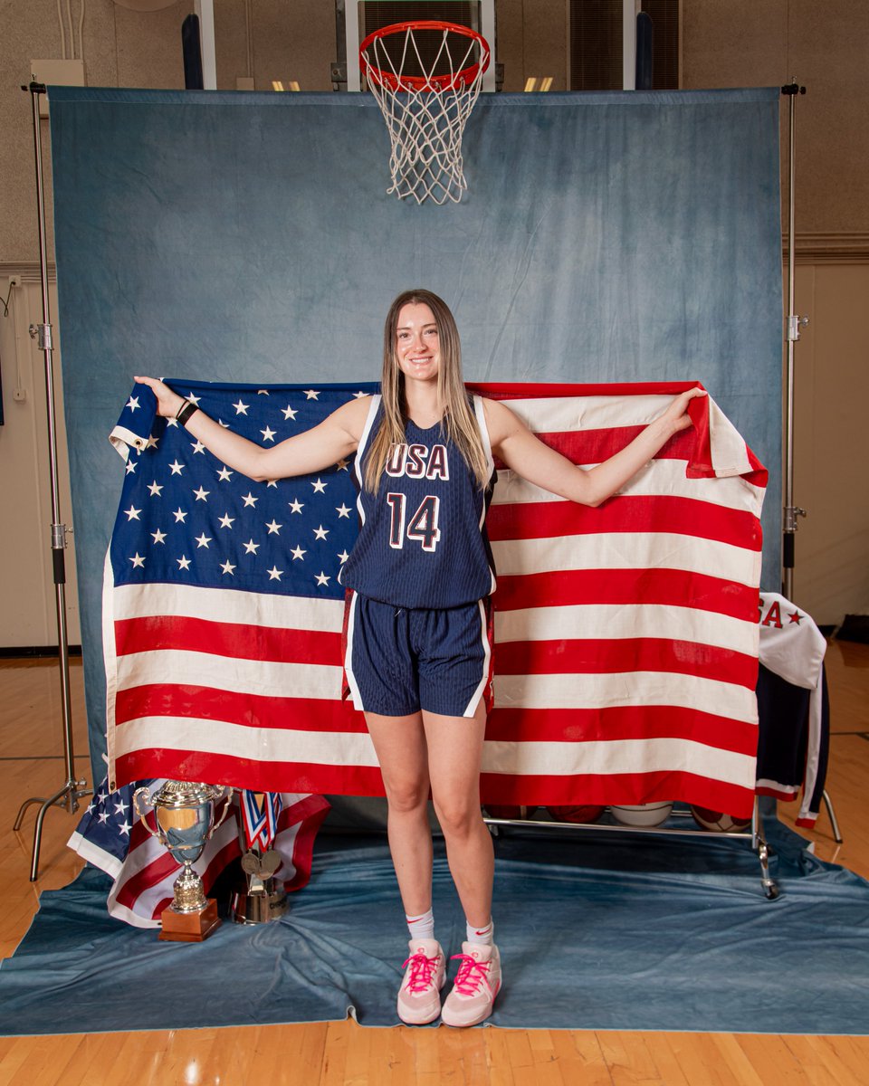 From Toledo, Ohio.

🇺🇸 No. 14 <a href="/gvanslooten40/">grace vanslooten</a>